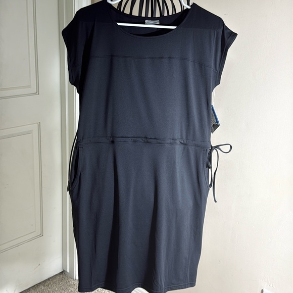 NWT Columbia Black Omni-Wick Dress - Picture 1 of 5